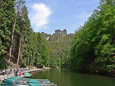 Amselsee mit Blick auf die Lokomotive